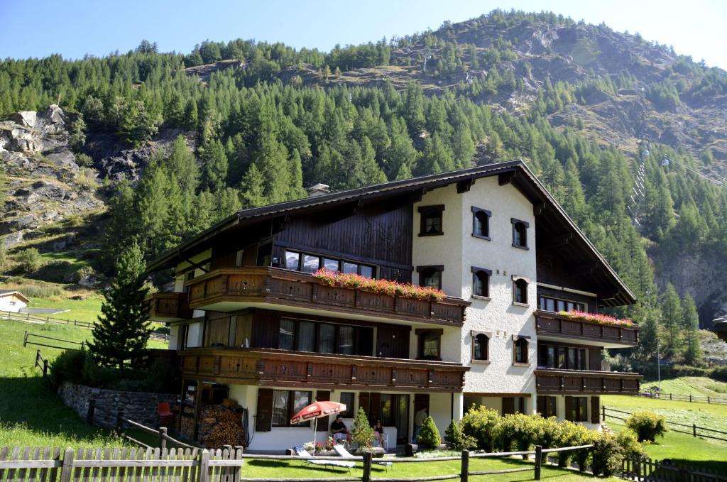 Apartmenthaus Sunshine Saas-Grund Eksteriør billede